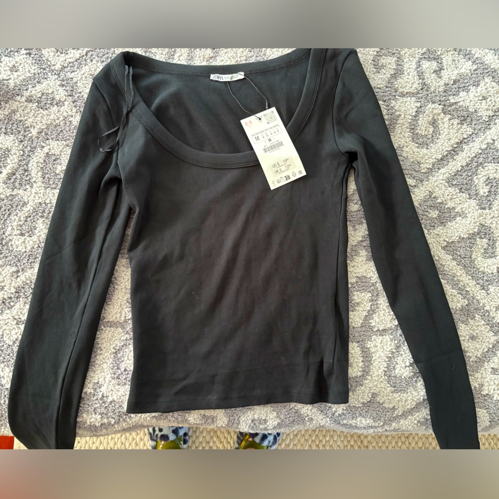 Zara black NWT M long sleeve